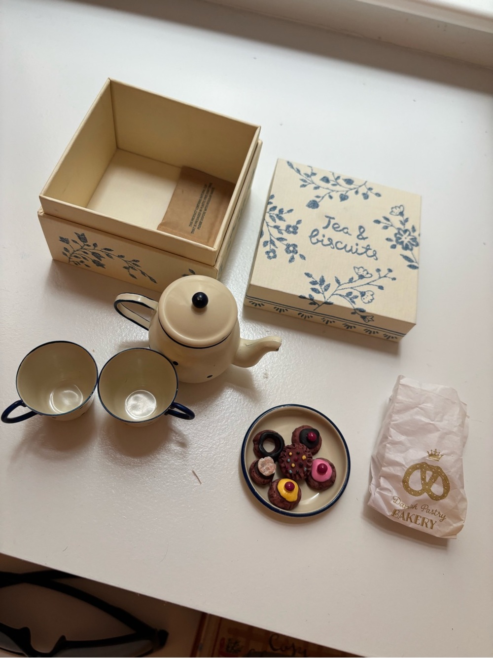 Maileg Tea & Biscuits
